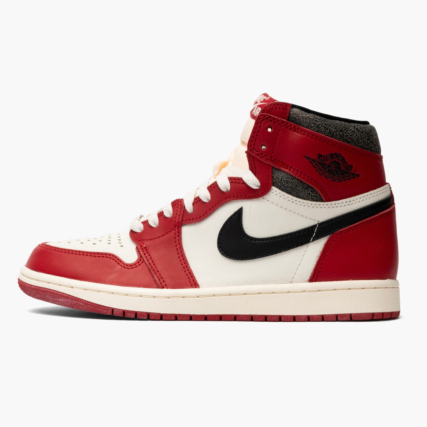 Air Jordan 1 High OG Chicago Lost and Found